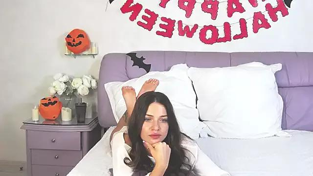 AngelicaDillon from StripChat is Freechat