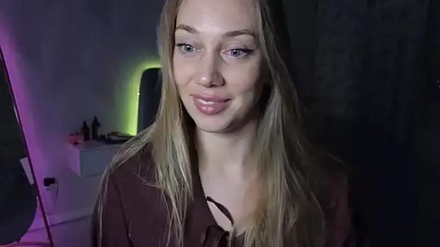 AngelicElite from StripChat is Freechat