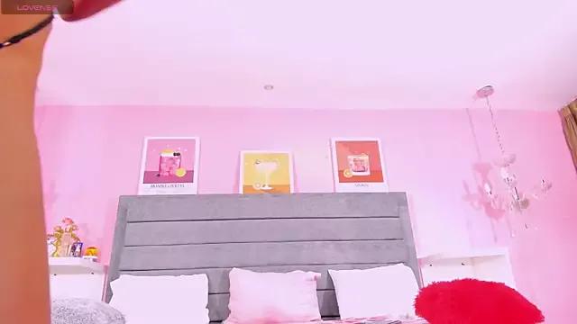 AngelicSins1 on StripChat