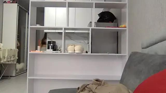 Explore our live girls sluts from our Custom and Multi clubs and checkout exclusive access to highly interactive content, such as shape, hair, titties, pussy type and many more.