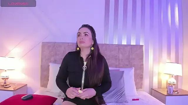 angelinarouse_ from StripChat is Freechat