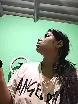 AnggelicaSwan21 from StripChat is Freechat