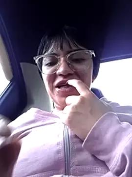 angie_rousse_ from StripChat is Freechat