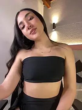 AniiRose from StripChat