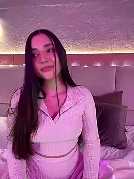 AniiRose from StripChat