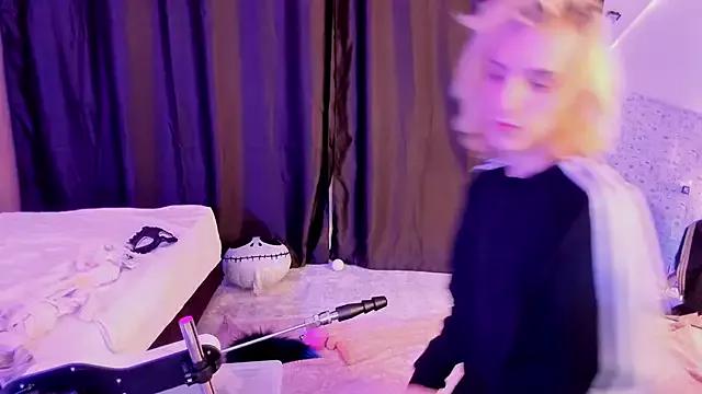 Anjela_Botton from StripChat is Freechat