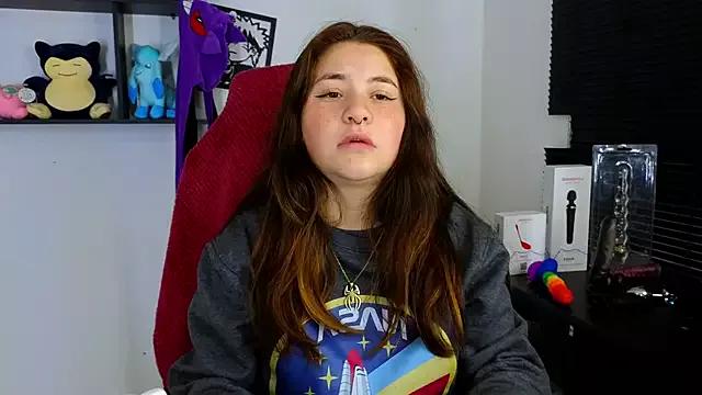 ann_bronw from StripChat
