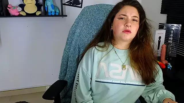 ann_bronw from StripChat
