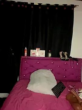 Anna-Hott- from StripChat is Freechat