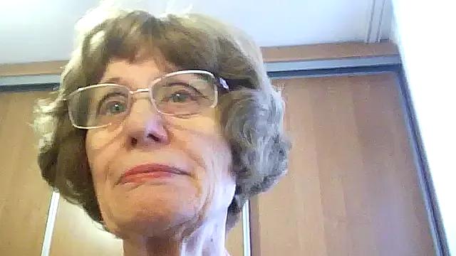 Anna72233 from StripChat is Freechat