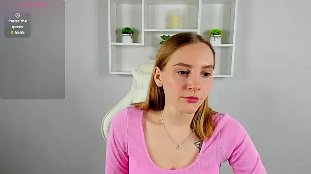 Explore our live girls sluts from our Custom and Multi clubs and checkout exclusive access to highly interactive content, such as shape, hair, titties, pussy type and many more.