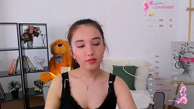 anna_elfi from StripChat