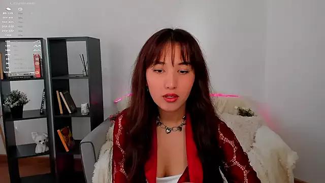 anna_elfi from StripChat