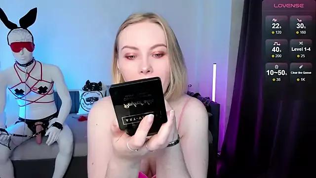 Anna_Maxwell from StripChat