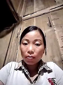 Annaacutee from StripChat