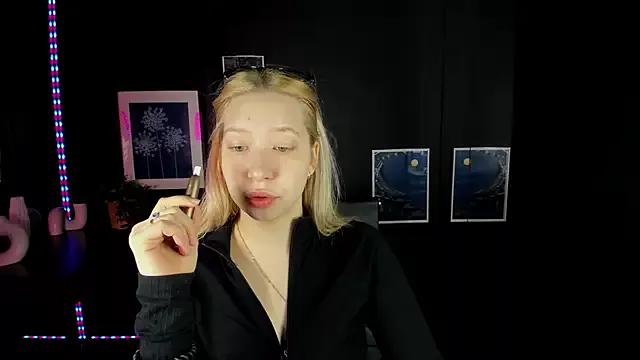 Annabelle_Art from StripChat