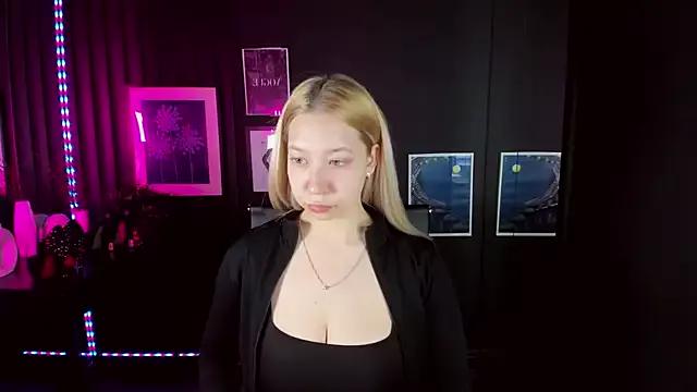 Annabelle_Art webcams show profile image 