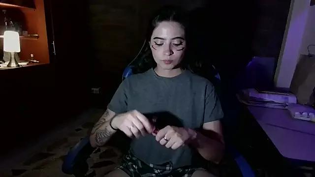 AnnaKaotic from StripChat