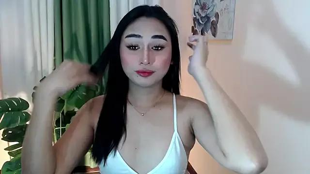 annathompsonxx from StripChat