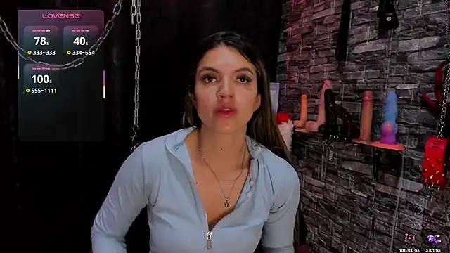 annavi_ from StripChat