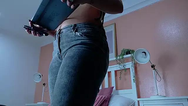Annavic_ from StripChat