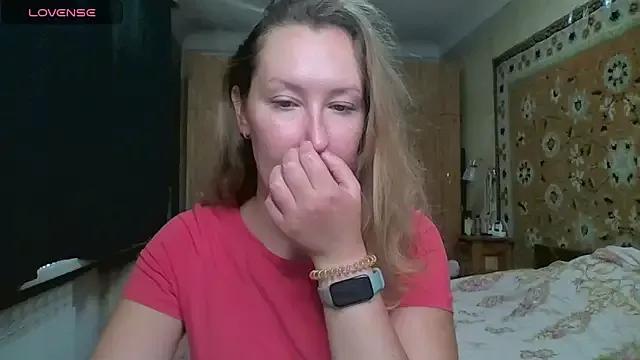 AnnaXLovers from StripChat