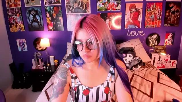 anne_cross from StripChat