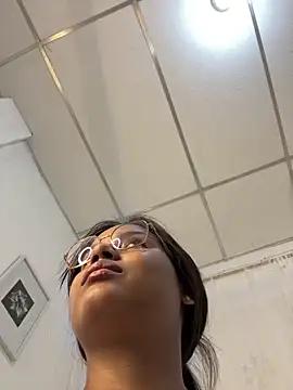 AnnePrince- from StripChat
