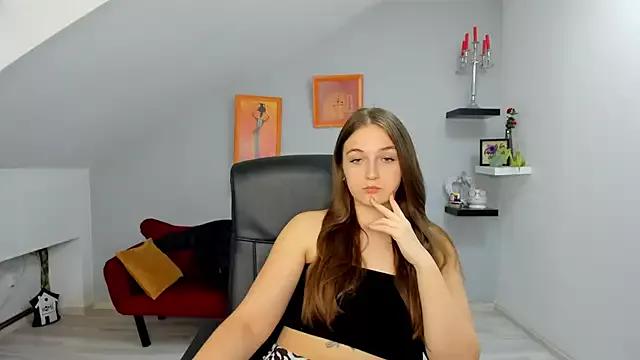Explore our live girls sluts from our Custom and Multi clubs and checkout exclusive access to highly interactive content, such as shape, hair, titties, pussy type and many more.