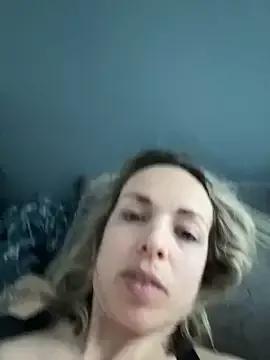 Photos of Annicam from StripChat is Freechat