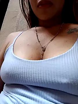 annie-19 from StripChat
