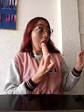 annie_jhonsson from StripChat
