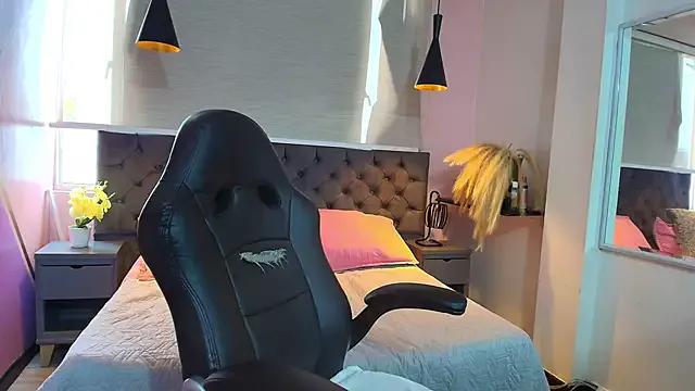 Annie_Lii from StripChat