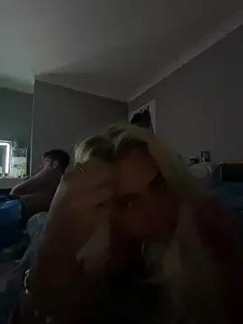 Annie_Louise from StripChat is Freechat