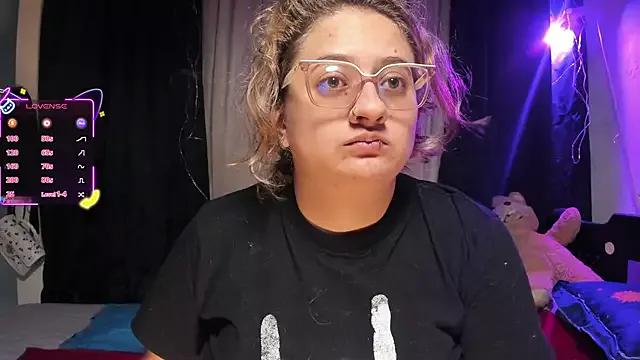 AnnieBigBoobs from StripChat