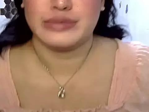 Annierose_ts from StripChat