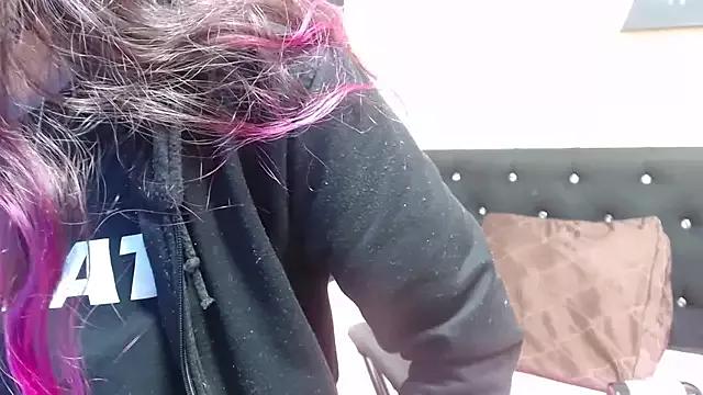 Explore our live girls sluts from our Custom and Multi clubs and checkout exclusive access to highly interactive content, such as shape, hair, titties, pussy type and many more.