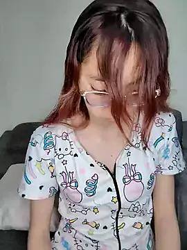 AnnieSparkle from StripChat