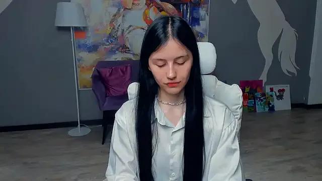 AnnisGreen from StripChat