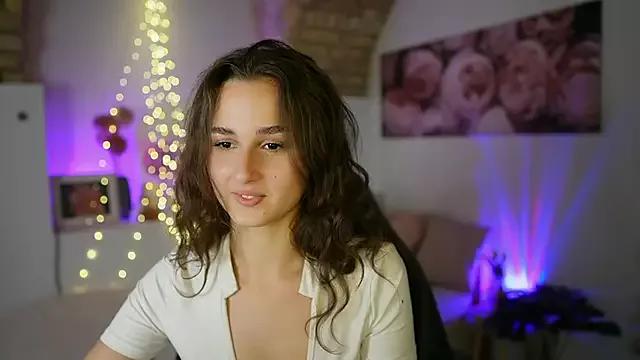 Explore our live girls sluts from our Custom and Multi clubs and checkout exclusive access to highly interactive content, such as shape, hair, titties, pussy type and many more.