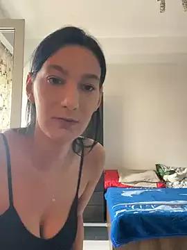 Explore our live girls sluts from our Custom and Multi clubs and checkout exclusive access to highly interactive content, such as shape, hair, titties, pussy type and many more.