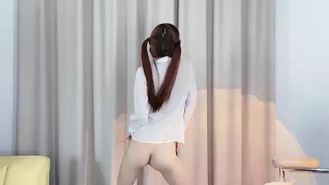 Annnnqi-77 from StripChat