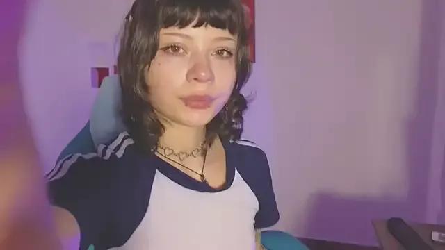 Anny-Bunny from StripChat is Freechat