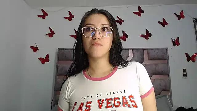 Explore our live girls sluts from our Custom and Multi clubs and checkout exclusive access to highly interactive content, such as shape, hair, titties, pussy type and many more.