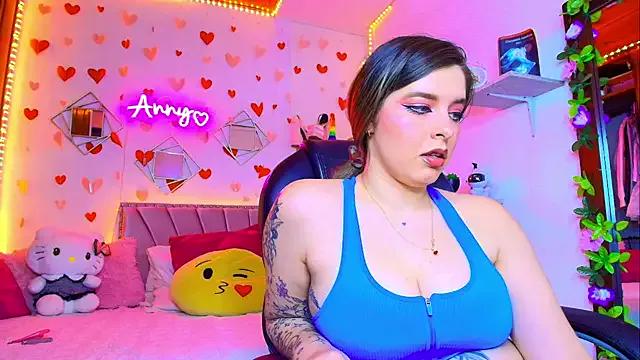 Anny_Hurtado from StripChat