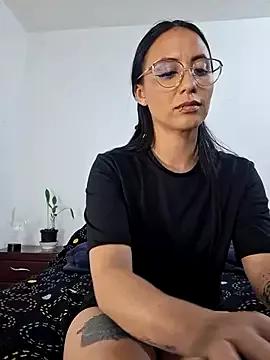 Explore our live girls sluts from our Custom and Multi clubs and checkout exclusive access to highly interactive content, such as shape, hair, titties, pussy type and many more.