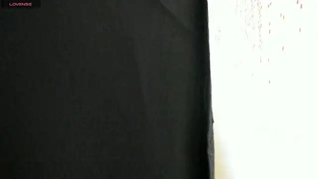 anny_sweet72 from StripChat