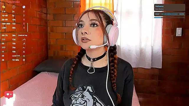 Annycolin_ from StripChat