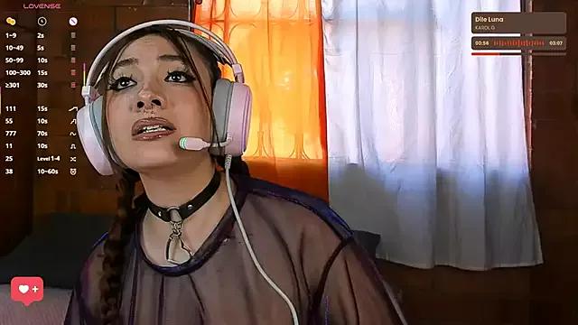 Annycolin_ from StripChat