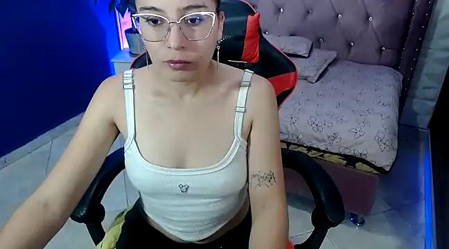annyfischer from StripChat